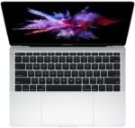 Apple MacBook Pro Retina Display z dwurdzeniowym procesorem Intel Core i5 2,3 GHz (13 cali, 8 GB pamięci RAM, dysk SSD 128 GB) (QWERTY English) Srebrny (odnowiony)