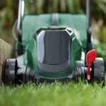 Bosch kosiarka akumulatorowa CityMower 18V-32-300 (18 V, 1x akumulator 4,0 Ah, silnik bezszczotkowy, szerokość koszenia: 32 cm, kosi do 300 m², w kartonie) – Image 6