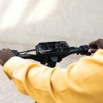 Cecotec Elektryczna hulajnoga dla dorosłych z certyfikatem Bongo Z Power Mountain. Maksymalna moc 1000 W, dynamiczne zawieszenie dwuramienne z technologią SXƧ, zasięg 60 km, koła terenowe 10,5″ – Image 7