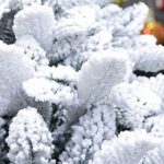 Choinka choinka najwyższej jakości, realistyczna choinka z zawiasami, łatwa w montażu, biała Home Shop Dekoracje świąteczne, sztuczna choinka - świerk 210 cm/7 stóp… – Image 5