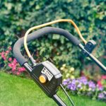 LawnMaster CLMF2437G Kosiarka akumulatorowa 24 V Max 2×4,0 Ah Akumulator, 37 cm, do 300 m² Mulczowanie 40 l, 6-stopniowa regulacja wysokości koszenia 22–72 mm 2 lata gwarancji – Image 3